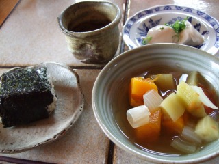 野菜のおかげでおいしいスープ